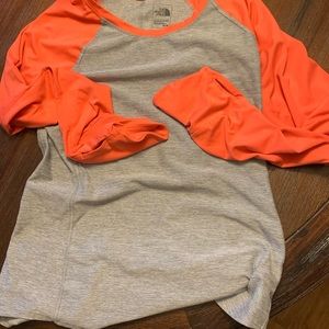 North facemed womes shirt $15 wow